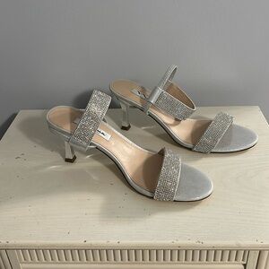 Nina NY womens size 8.5 medium silver sparkle sandal rhinestone heel strap shoe